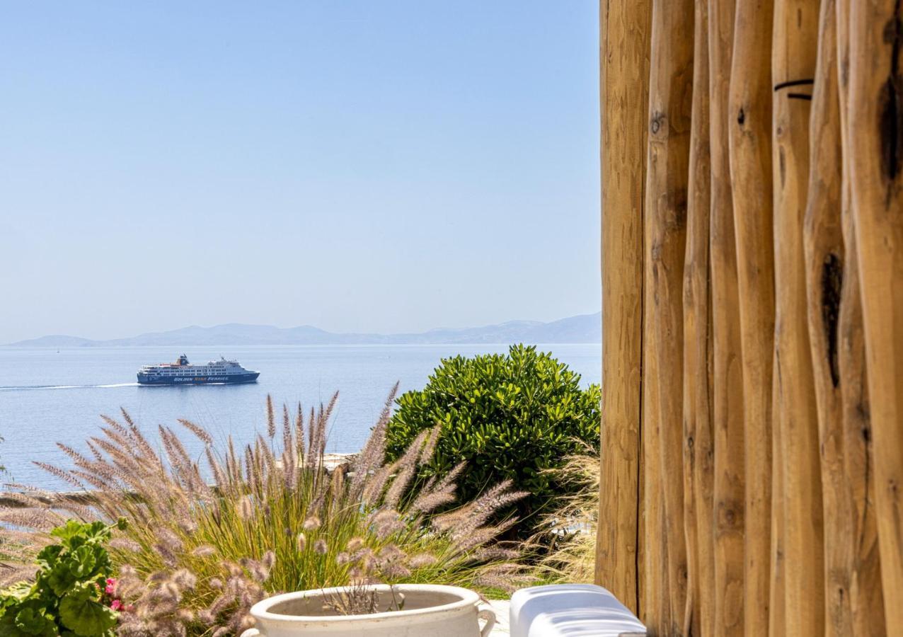Big Blue Suites & Apartments Киониа Екстериор снимка