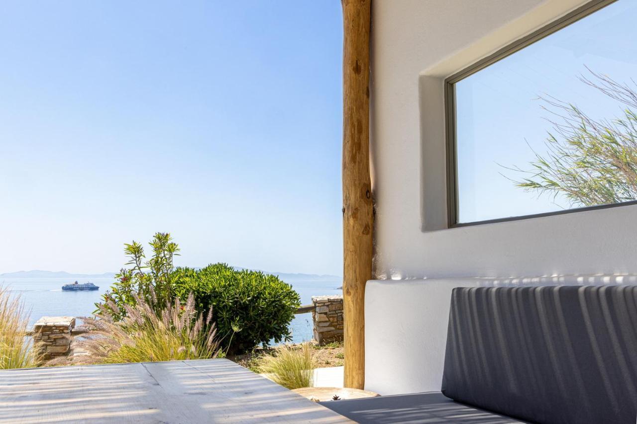 Big Blue Suites & Apartments Киониа Екстериор снимка