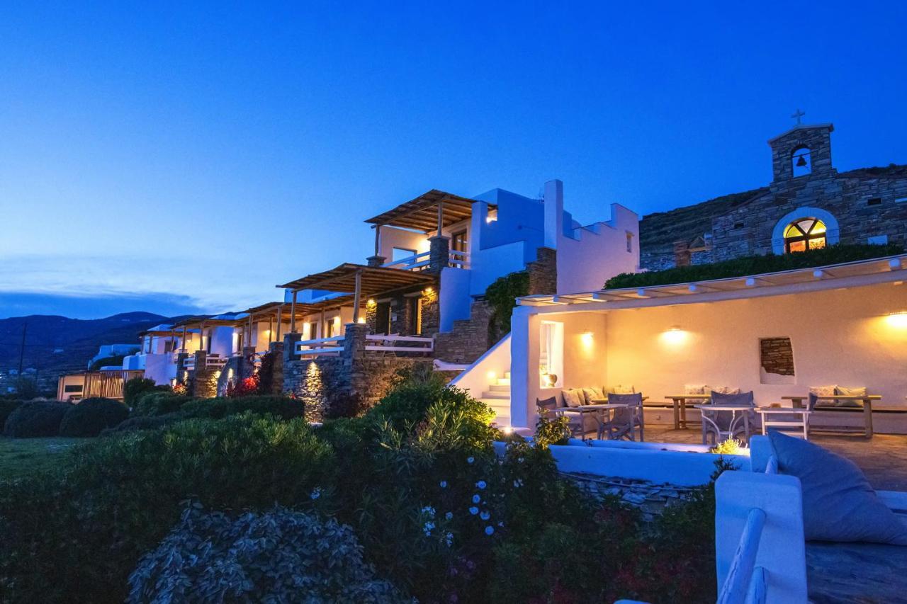 Big Blue Suites & Apartments Киониа Екстериор снимка