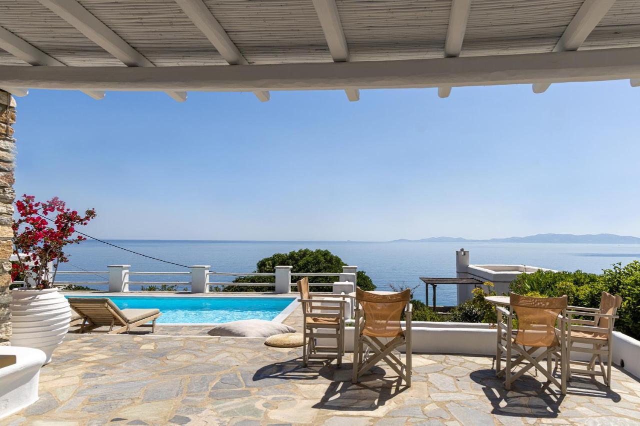 Big Blue Suites & Apartments Киониа Екстериор снимка