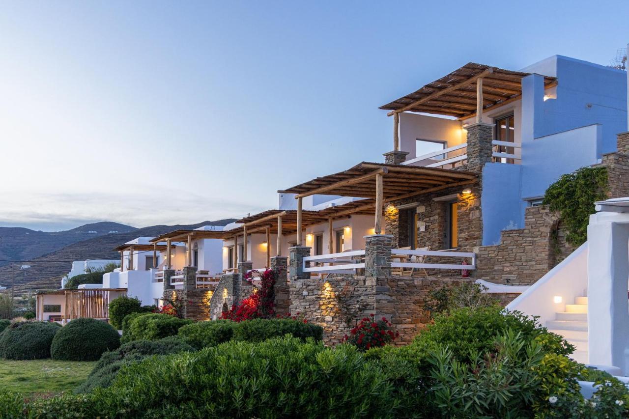Big Blue Suites & Apartments Киониа Екстериор снимка