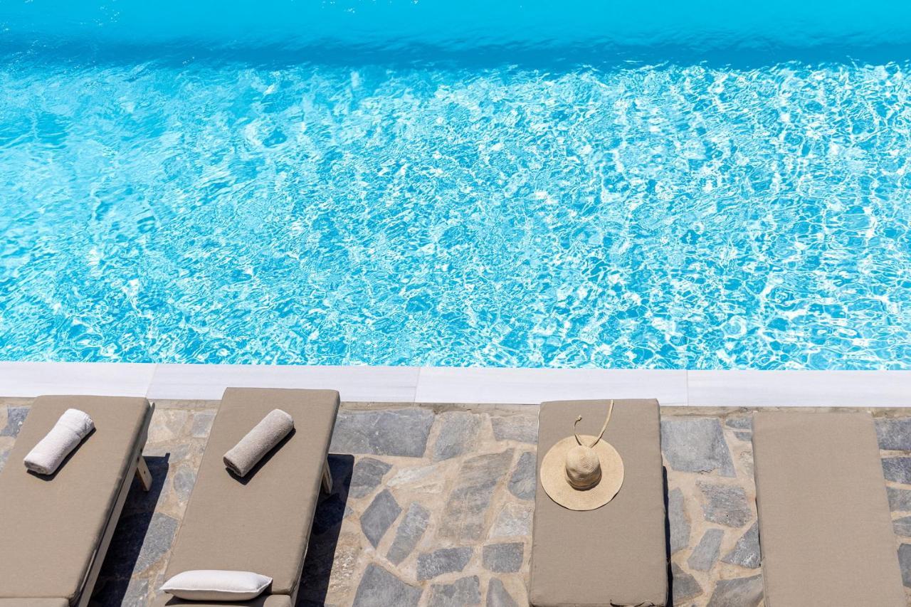 Big Blue Suites & Apartments Киониа Екстериор снимка
