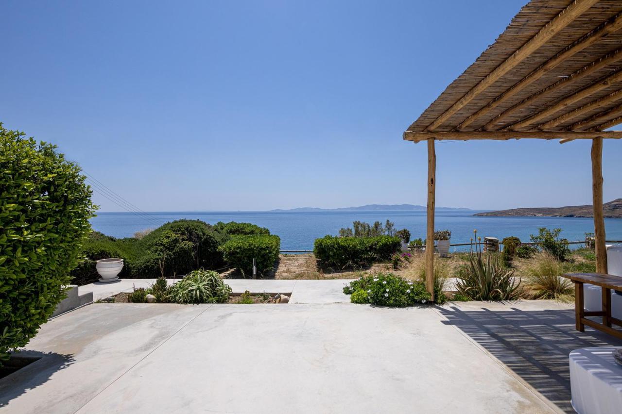 Big Blue Suites & Apartments Киониа Екстериор снимка