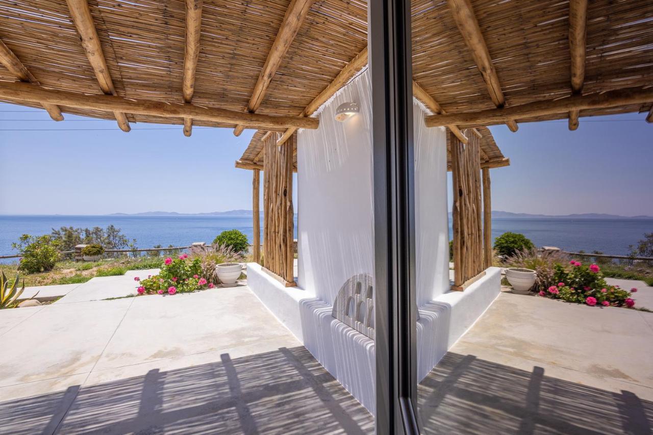Big Blue Suites & Apartments Киониа Екстериор снимка