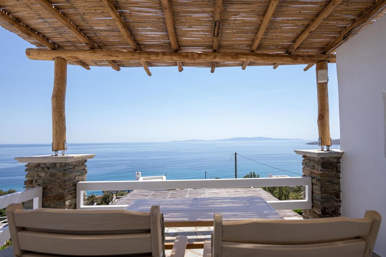 Big Blue Suites & Apartments Киониа Екстериор снимка