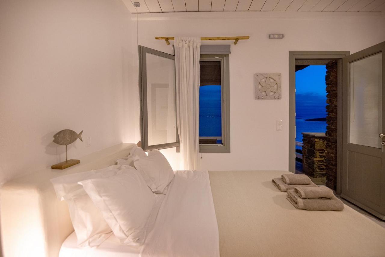 Big Blue Suites & Apartments Киониа Екстериор снимка
