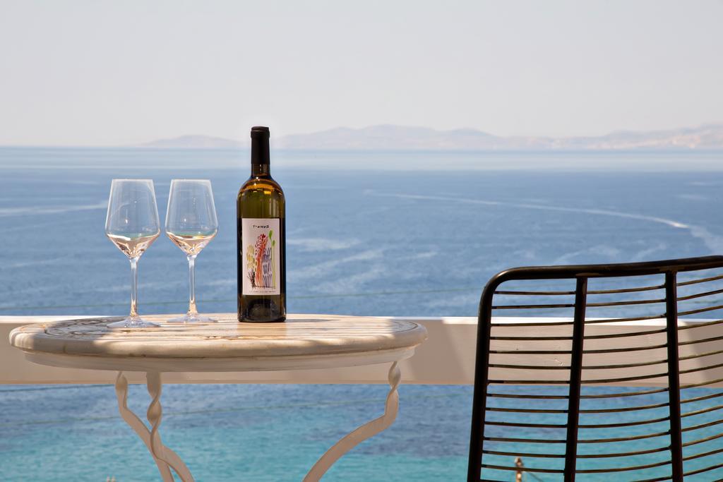 Big Blue Suites & Apartments Киониа Екстериор снимка