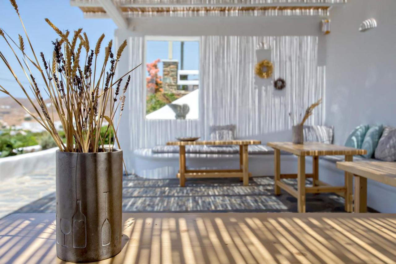 Big Blue Suites & Apartments Киониа Екстериор снимка